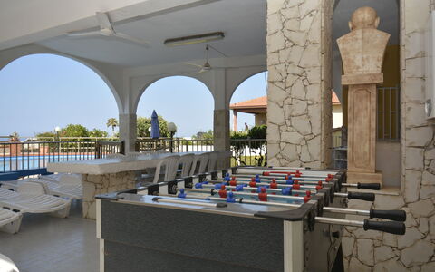 Villa Sole Mare: Zwembad, Hotel, Buitenmeubels, Toevlucht
