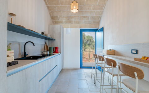 Tenuta Emma: Tegel, Keuken, Stoel, Ontwerp, Countertop, Keuken En Eettafel, Marmeren, Lichte Inrichting