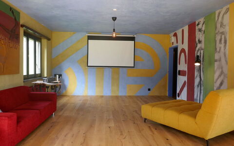 Casa Malva: Hout, Huis, Meubilair, Plafond, Verblijf, Woonkamer, Hardwood, Stoel, Houten Vloer