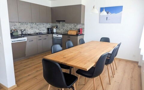 Laax 76: Meubilair, Interieur Ontwerp, Flooring, Verdieping, Houten Vloer, Stoel, Tafel, Hout, Keuken En Eettafel, Eetkamer