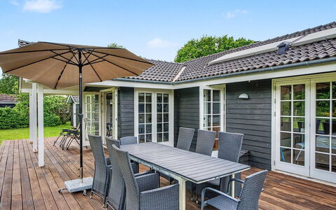 Stavros - 325M from the Sea: Buitenmeubels, Huis, Dak, Deur, Veranda, Verblijf, Buitentafel, Dek, Schaduw, Stoel