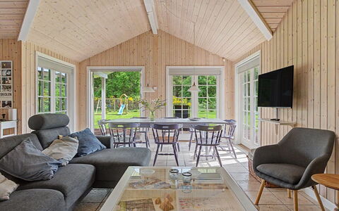 Stavros - 325M from the Sea: Hout, Interieur Ontwerp, Huis, Woonkamer, Bankstel, Verdieping, Verblijf, Plafond, Hardwood