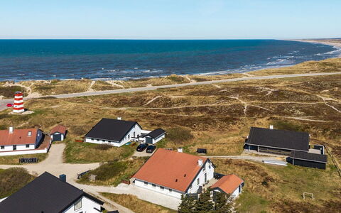 Flugha - 190M from the Sea: Meubilair, Zee, Stoel, Schaduw, Balkon, Buitenmeubels, Eco Hotel, Kust, Dek, Beits