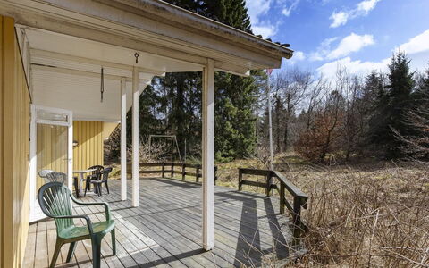 Ursula - 7Km from the Sea: Hout, Veranda, Land Lot, Verblijf, Huis, Schaduw, Garden Gebouwen, Hardwood, Siding, Dek