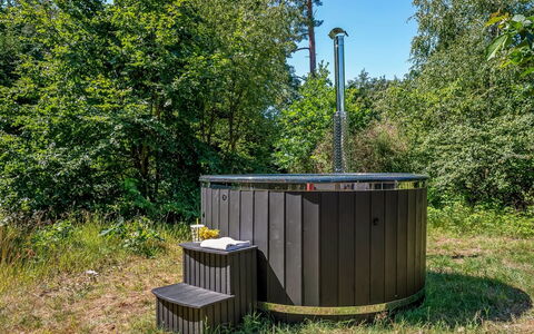 Ursula - 7Km from the Sea: Tuin, Backyard, Werf, Garden Gebouwen, Loodgieterswerkinrichting, Outdoor Structuur, Blokhut