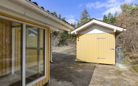 Ursula - 7Km from the Sea: Meubilair, Zee, Stoel, Schaduw, Balkon, Buitenmeubels, Eco Hotel, Kust, Dek, Beits