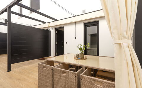 Playa Cruz: Meubilair, Slaapkamer, Bed, Verdieping, Bedding, Appartement, Interieur Ontwerp, Flooring, Laken, Bed Frame