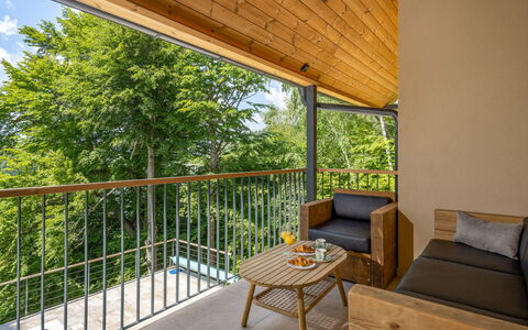Vrh: Hout, Hardwood, Beits, Stoel, Veranda, Balkon, Dek, Schaduw, Buitenmeubels, Keuken En Eettafel