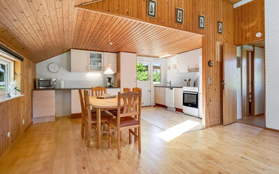Godwin - 800M from the Sea