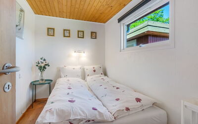 Godwin - 800M from the Sea