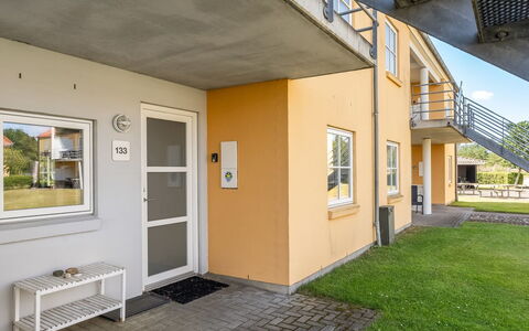 Enwald - 100M from the Sea: Huis, Appartement, Landgoed, Balkon, Oprit, Werf