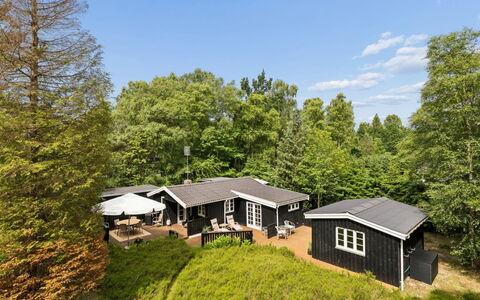 Ami - 850M from the Sea: Huis, Huis, Verblijf, Dak, Landelijk Gebied, Land Lot, Landgoed, Tuin, Landscaping, Werf