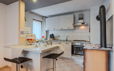 Casa Roby: Meubilair, Keuken, Interieur Ontwerp, Toestel Van De Keuken, Countertop, Flooring, Hout, Major Appliance, Cabinetry, Plafond