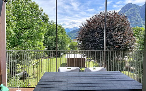 Zani: Meubilair, Buitenmeubels, Stoel, Balkon, Veranda, Buitentafel, Schaduw, Dek, Keuken En Eettafel, Hardwood