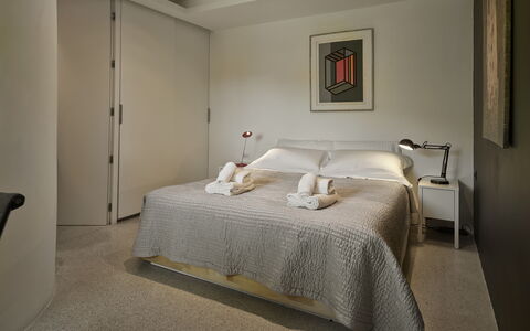 Villetta Farfallina: Meubilair, Bed, Interieur Ontwerp, Verdieping, Flooring, Slaapkamer, Muur, Kamer, Laken, Plafond