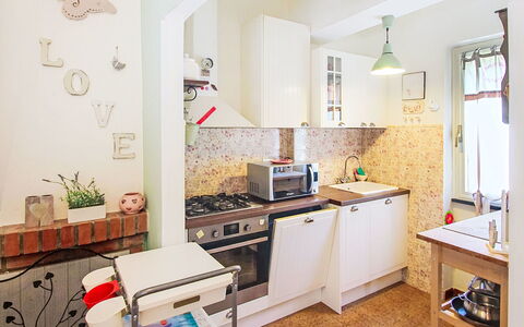 La Casa Azzurra: Interieur Ontwerp, Major Appliance, Flooring, Keuken, Meubilair, Hout, Plafond, Toestel Van De Keuken, Verdieping, Countertop