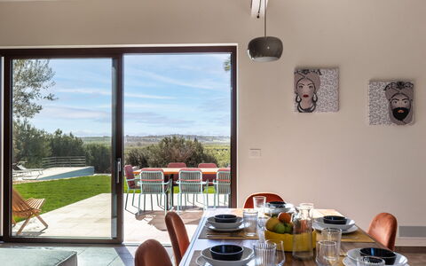 Villa Maddalena: Meubilair, Interieur Ontwerp, Stoel, Huis, Tafel, Keuken En Eettafel, Flooring, Woonkamer, Beits, Plafond