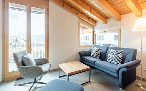 Darschalè 11: Interieur Ontwerp, Meubilair, Hout, Flooring, Verdieping, Kamer, Plafond, Appartement, Huis, Woonkamer