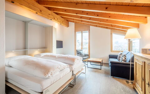 Darschalè 11: Slaapkamer, Appartement, Bed, Bedding, Bed Frame, Hotel, Laken, Linens, Glacial Landform, Toevlucht