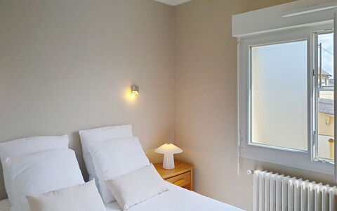 Dolce Vita: Muur, Interieur Ontwerp, Hout, Bed, Slaapkamer, Meubilair, Kamer, Verdieping, Plafond, Verlichting