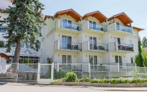 Holiday Club 3: Woongebied, Buurt,  Dorf\, Appartement, Huis, Condominium, Balkon, Landgoed, Hotel, Veranda
