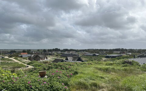Nyyrikki - 350M from the Sea: Lucht, Gras, Wolk, Land Lot, Dak, Landelijk Gebied, Cumulus, Verblijf, Veld, Meteorologisch Verschijnsel