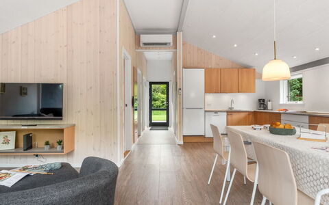 Sibyll - 1Km from the Sea: Interieur Ontwerp, Plafond, Flooring, Verdieping, Houten Vloer, Hardwood, Keuken En Eettafel, Beits, Plank, Woonkamer