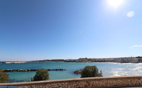 Casa Rachele a Otranto: Lucht, Blauw, Watervoorraden, Water, Zwemwater, Kust, Horizon, Kust En Oceanic Landvormen, Zee, Waterweg