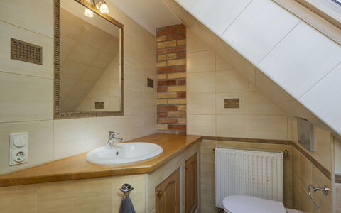 Villa Canela: Loodgieterswerkinrichting, Badkamer, Flooring, Wastafel, Interieur Ontwerp, Hout, Wastafel In De Badkamer, Verdieping, Kraan, Loodgieter