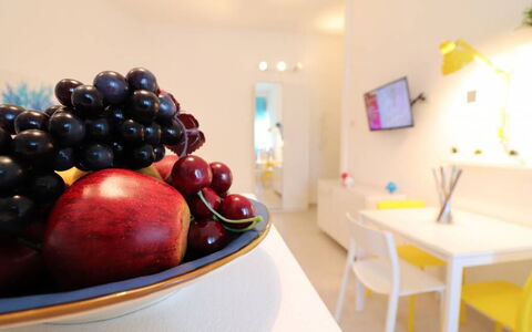 Casa Maya a Otranto: Interieur Ontwerp, Meubilair, Flooring, Kamer, Verdieping, Plafond, Stoel, Kamerplant, Verf, Woonkamer