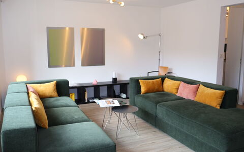 Saphir: Meubilair, Interieur Ontwerp, Bankstel, Flooring, Verdieping, Woonkamer, Kamer, Huis, Appartement