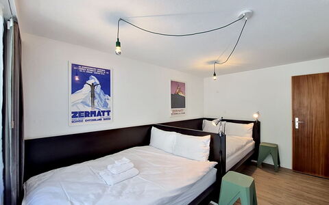 Saphir: Flooring, Verdieping, Interieur Ontwerp, Slaapkamer, Meubilair, Bed, Plafond, Bed Frame, Bedding, Appartement
