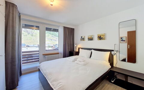 Saphir: Interieur Ontwerp, Huis, Appartement, Plafond, Slaapkamer, Bed, Bed Frame, Suite, Hardwood, Hotel