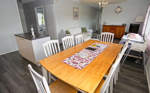 Koto: Meubilair, Flooring, Interieur Ontwerp, Verdieping, Hout, Tafel, Keuken En Eettafel, Stoel, Eetkamer, Houten Vloer