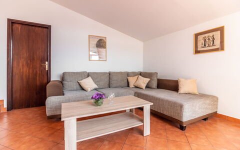 Kristalis: Interieur Ontwerp, Appartement, Balkon, Hardwood, Beits, Houten Vloer, Leuning, Daylighting, Hotel, Penthouse
