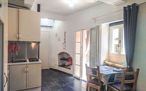 Piazzetta Che Non C'Era: Interieur Ontwerp, Appartement, Balkon, Hardwood, Beits, Houten Vloer, Leuning, Daylighting, Hotel, Penthouse