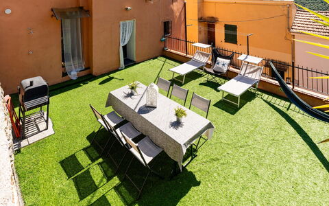 Paolina: Interieur Ontwerp, Appartement, Balkon, Hardwood, Beits, Houten Vloer, Leuning, Daylighting, Hotel, Penthouse