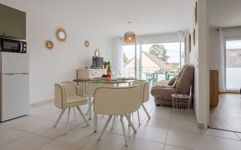 Opaline: Toevlucht, Zwembad, Landgoed, Schaduw, Landscaping, Eco Hotel, Hotel, Villa