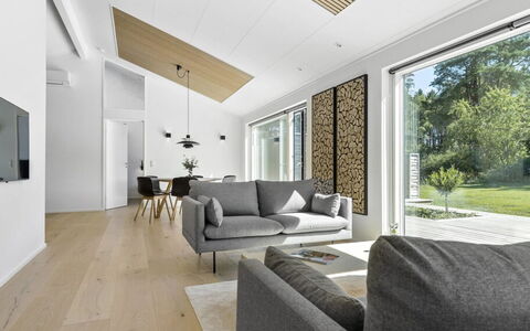 Theodora - 600M from the Sea: Interieur Ontwerp, Flooring, Verdieping, Muur, Hout, Plafond, Houten Vloer, Meubilair, Woonkamer, Huis