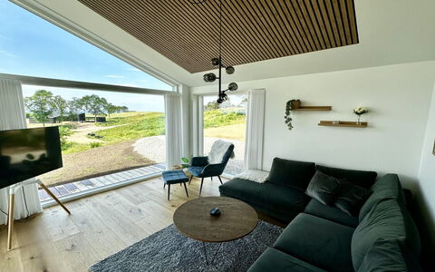 Theodora - 600M from the Sea: Plafond, Woonkamer, Houten Vloer, Hardwood, Plank, Bankstel, Penthouse