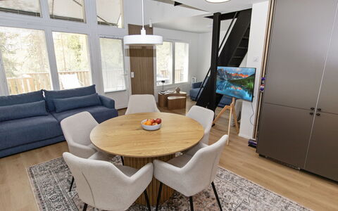 Villa Viktoria: Zwembad, Toevlucht, Huis, Eco Hotel, Landgoed, Patio, Villa, Binnenplaats, Ontwerp, Buitenmeubels
