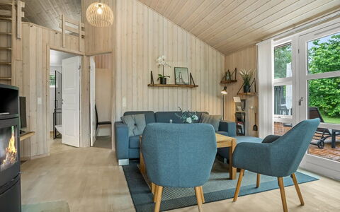 Eikka - from the Sea: Interieur Ontwerp, Flooring, Meubilair, Hout, Verdieping, Plafond, Kamer, Woonkamer, Houten Vloer, Huis