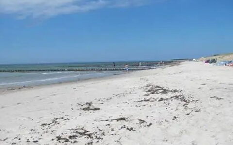 Eikka - from the Sea: Lucht, Blauw, Strand, Zwemwater, Natuurlijke Omgeving, Kust, Horizon, Kust, Zee