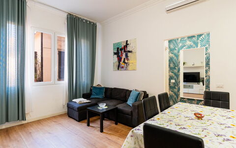 Sanremo 41: Interieur Ontwerp, Flooring, Verdieping, Plafond, Appartement, Schaduw, Stoel, Lichte Inrichting, Lamp, Kamerplant