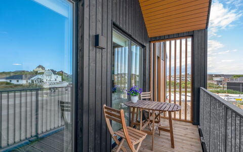 Ila - 350M from the Sea: Hout, Samengesteld Materiaal, Hardwood, Plank, Dek, Beits, Balkon, Houten Vloer, Timmerhout, Siding