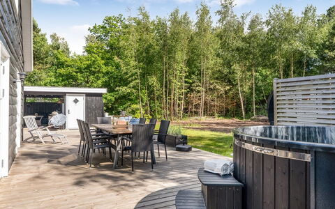 Stanko - 300M from the Sea: Hout, Huis, Samengesteld Materiaal, Buitenmeubels, Dek, Tuin, Verblijf, Schaduw, Backyard, Werf