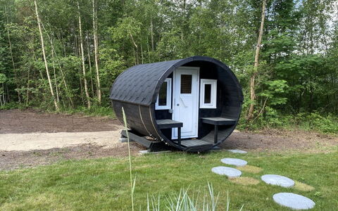 Stanko - 300M from the Sea: Tuin, Backyard, Werf, Garden Gebouwen, Schuur, Landscaping, Blokhut, Outdoor Structuur, Siding