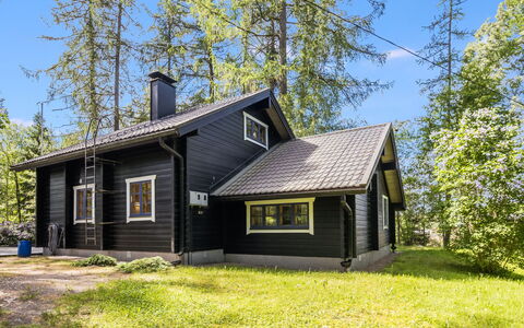 Rustholli17: Boom, Hout, Huis, Verblijf, Huis, Siding, Dak, Bos, Trunk, Woud