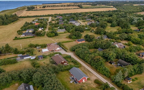 Taija - 200M to the Fjord: Vogelperspectief, Luchtfotografie, Landschap, Woongebied, Plain, Ecoregio, Land Lot, Veld, Dak, Menselijke Nederzetting