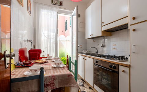 A Cà du Piero: Appartement, Flooring, Interieur Ontwerp, Huis, Verdieping, Meubilair, Deur, Major Appliance, Toestel Van De Keuken, Keuken
